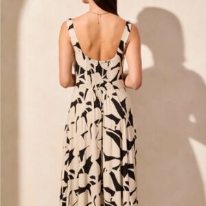 Tribal Black and Cream Patterned Maxi Dress. NWOT